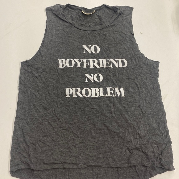 No boyfriend No problem - Picture 1 of 4